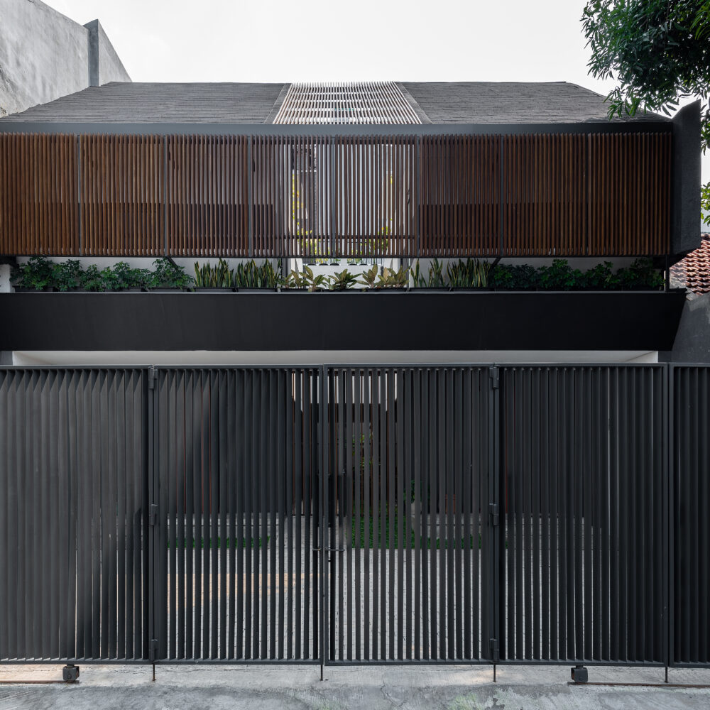 AGo Architects_Twin House Ciomas_005