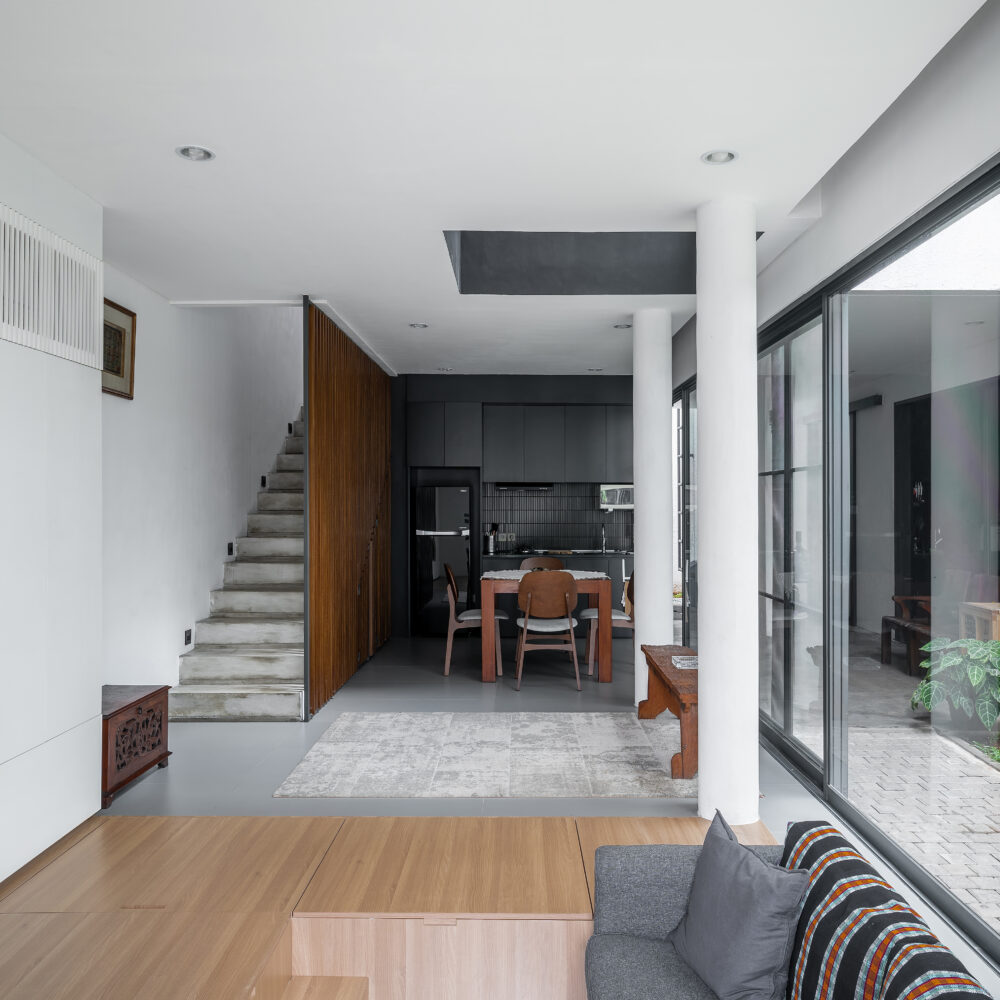 AGo Architects_Twin House Ciomas_012
