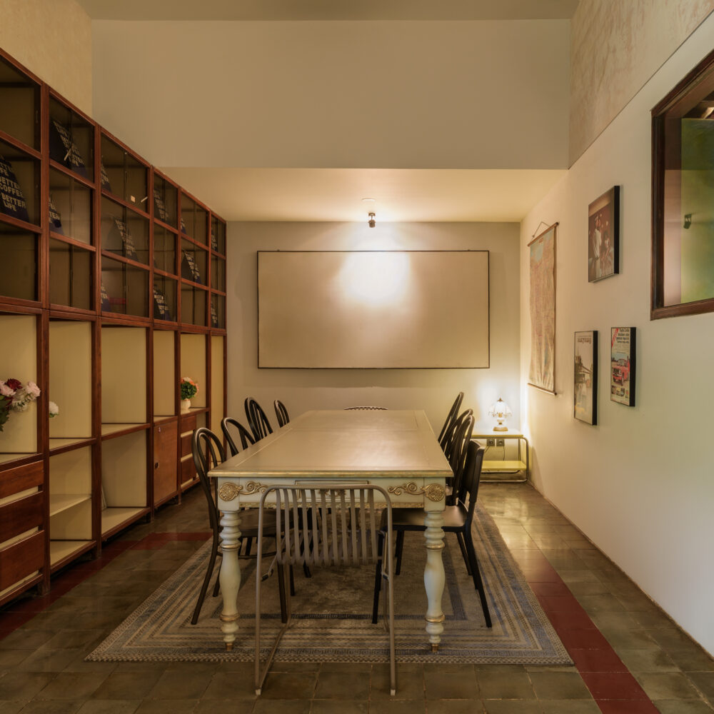 FINAL_Hi-Res_Blue Doors Menteng_2029-Edit